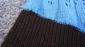 2013春夏新品 彩虹條紋V領針織鏤空開衫，引領多彩風尚